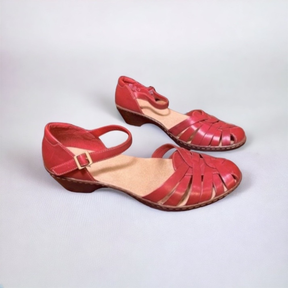 CLARK’S Comfortable Wendy Lane Ankle Strap Sandals Burgundy Red